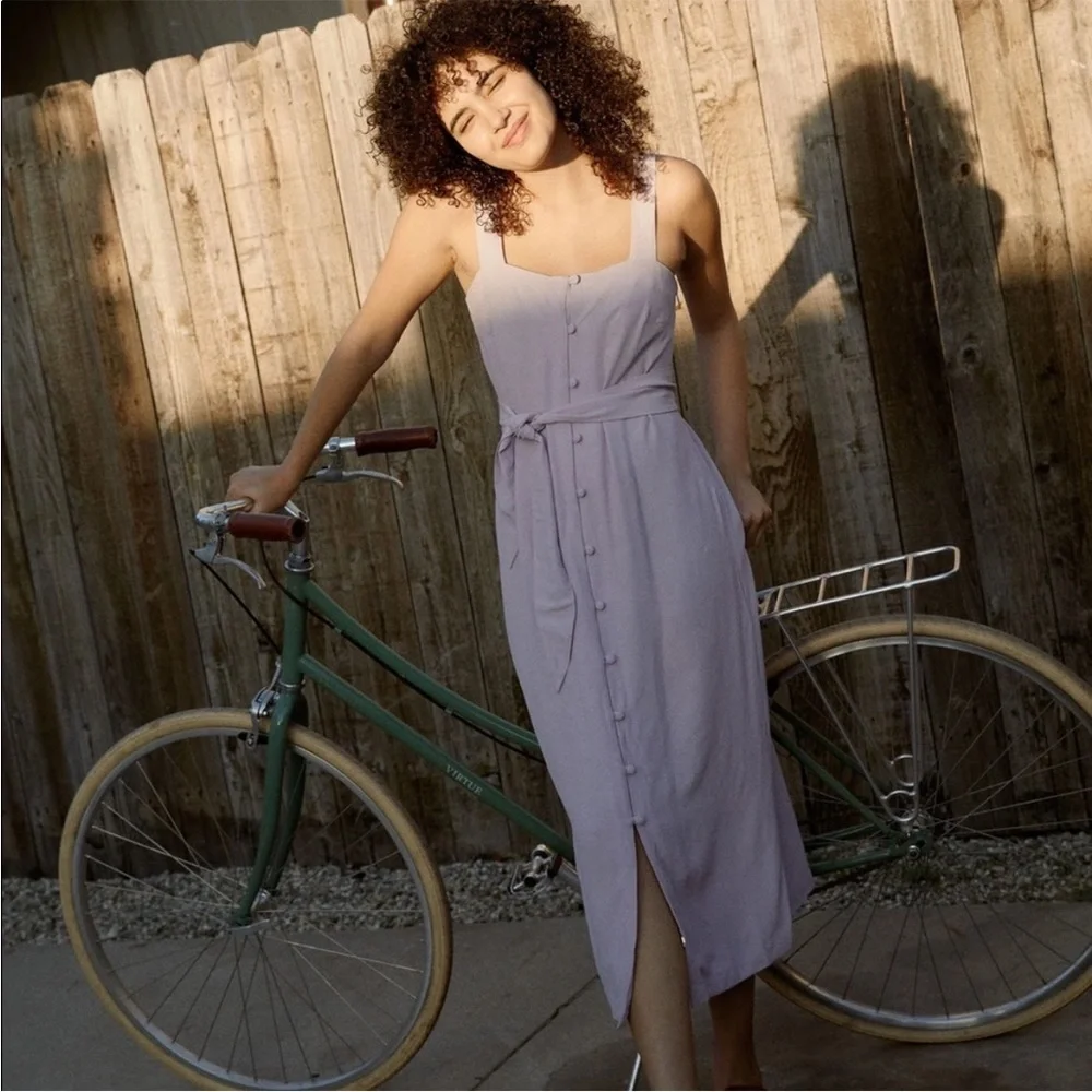 ☑️ Whimsy + Row Samantha Lavendar Purple Button Midi Dress - Picture 7 of 15